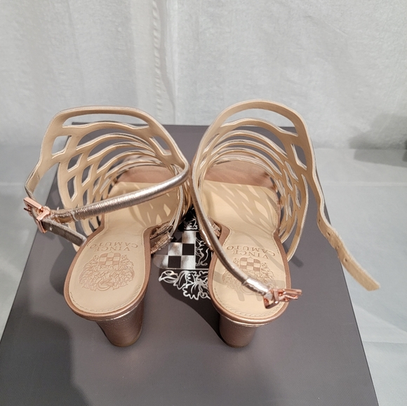 NWOT Vince Camuto Wedge Heel Sandals 6.5 - Picture 10 of 16